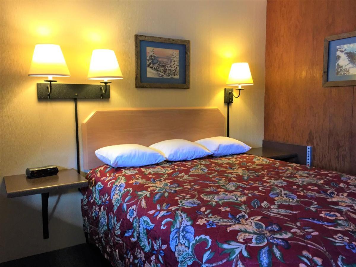 איירונווד Indianhead Motel מראה חיצוני תמונה
